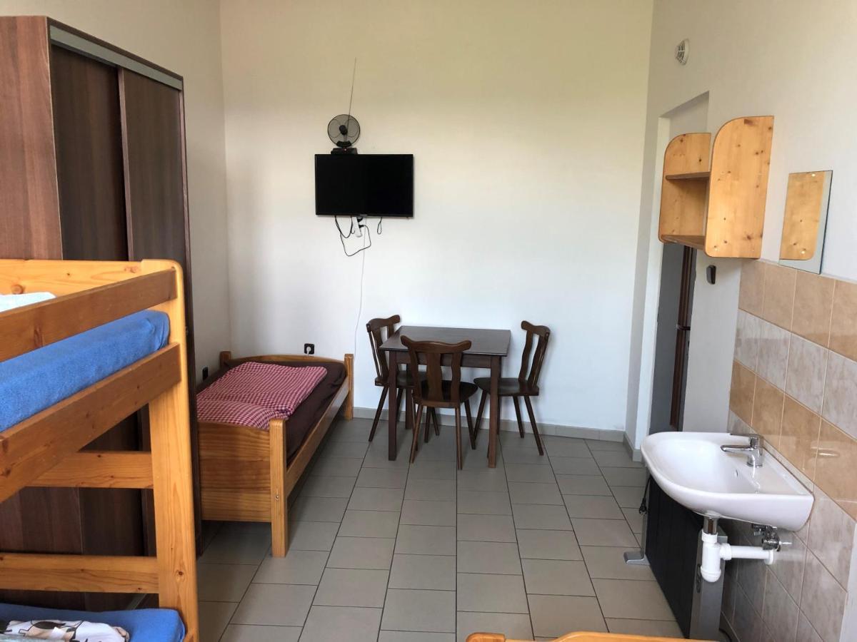 Restaurace U Kostela Hotel Marianske Radcice Eksteriør billede